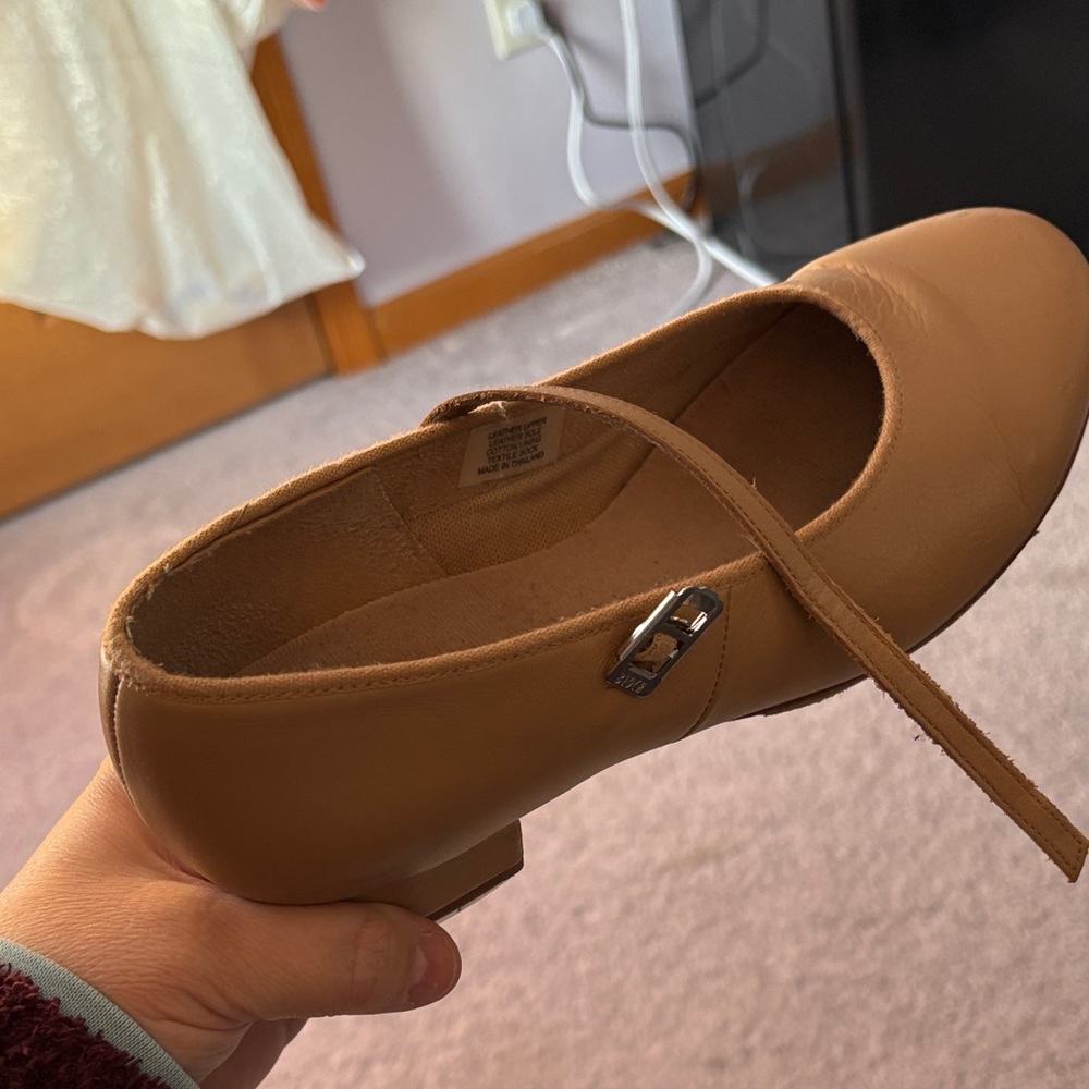 Bloch Brown Women's tap shoe with Strap